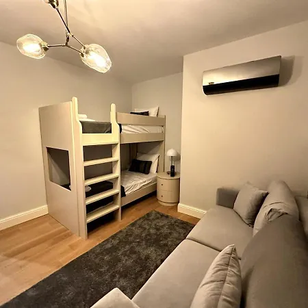 Sunlit Serenity Designer's Dream Daire İstanbul